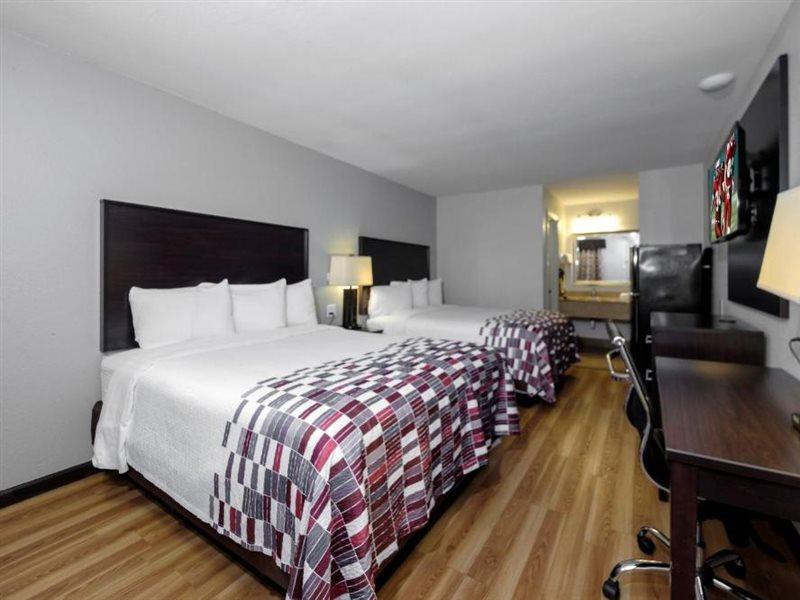 Red Roof Inn Arlington - Entertainment District Esterno foto