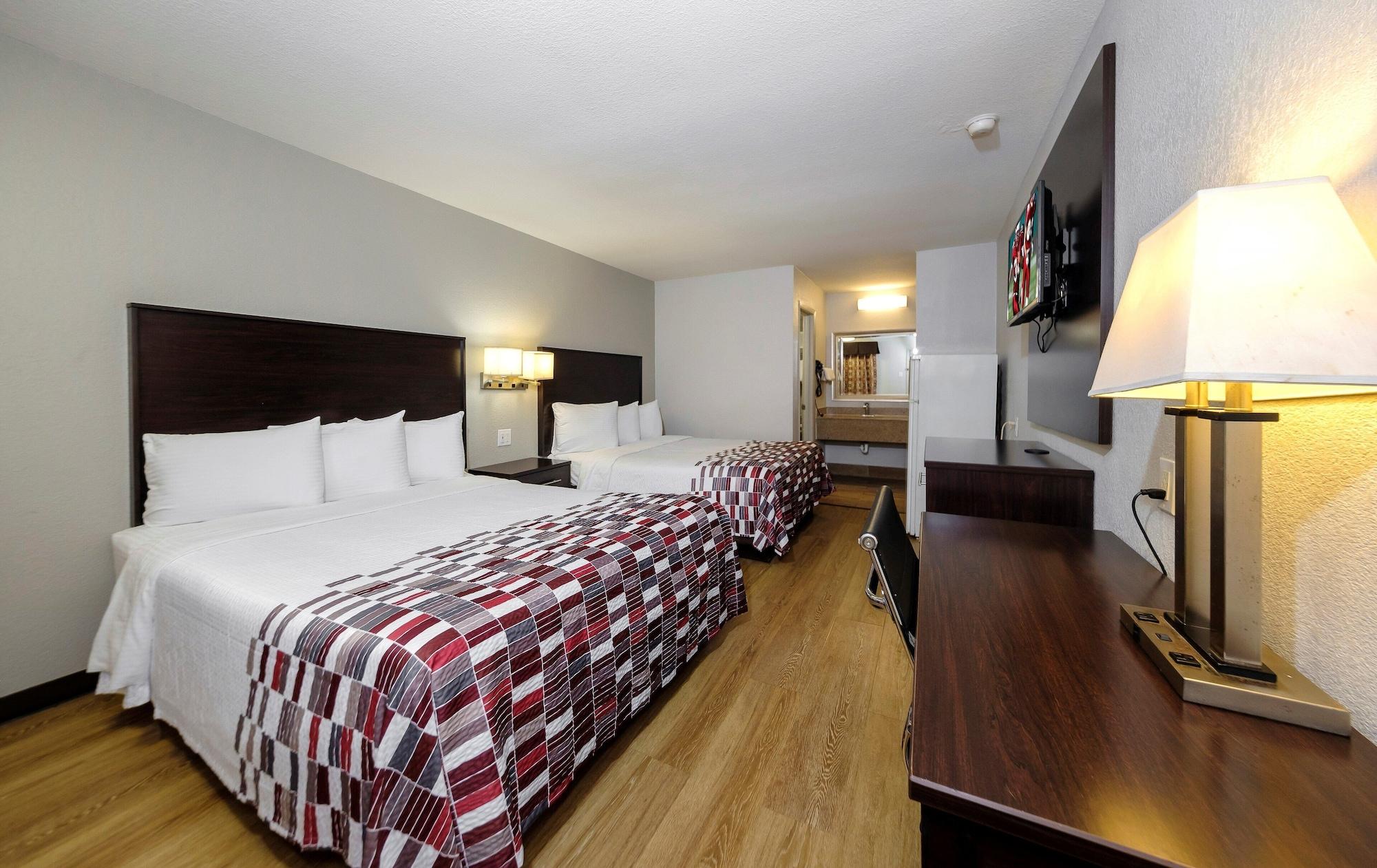 Red Roof Inn Arlington - Entertainment District Esterno foto
