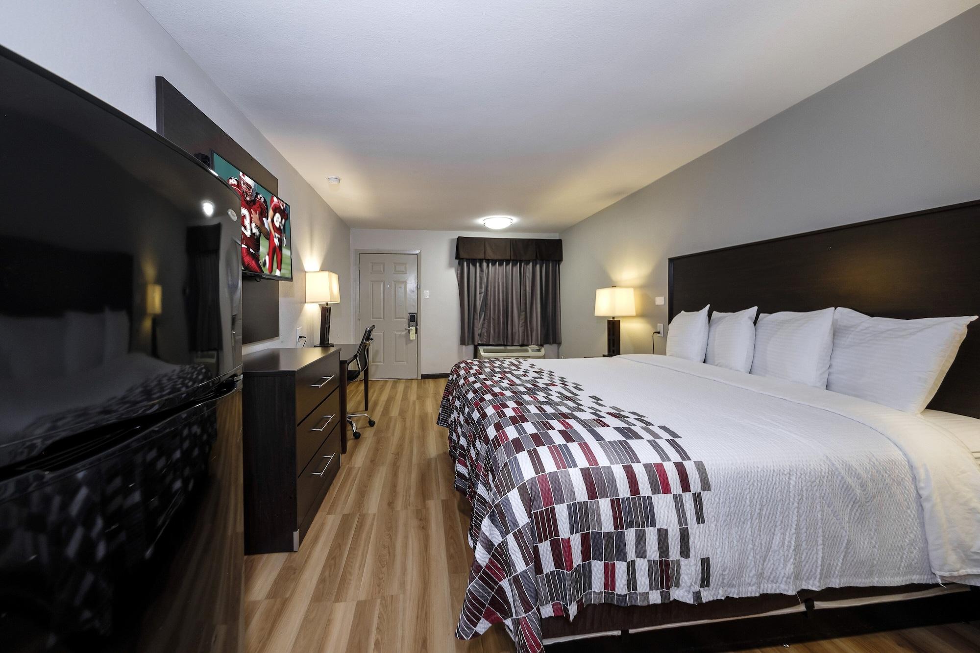 Red Roof Inn Arlington - Entertainment District Esterno foto