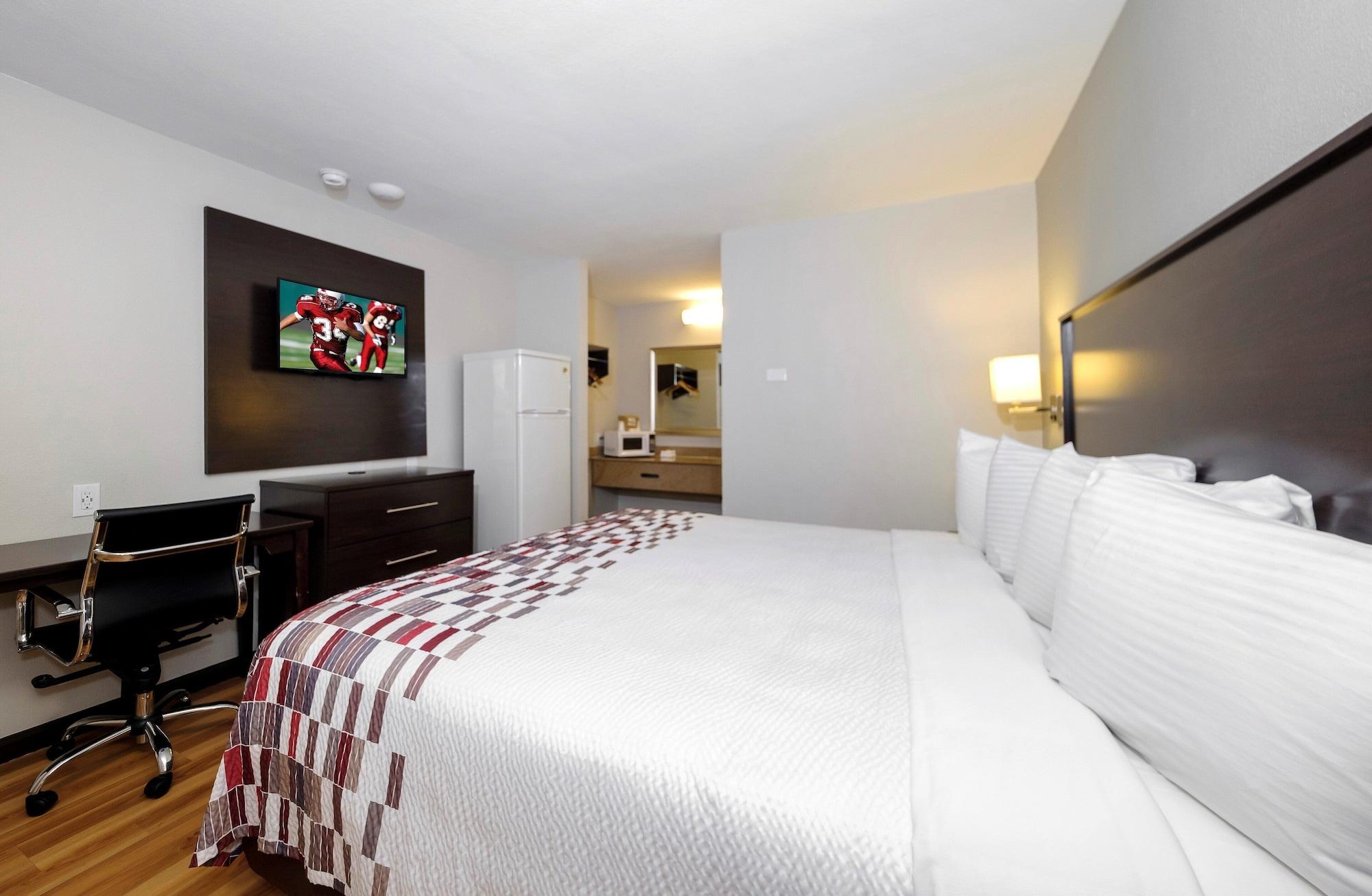 Red Roof Inn Arlington - Entertainment District Esterno foto